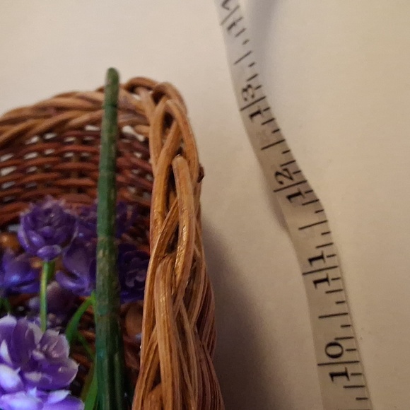 Vintage Wicker Basket - Picture 5 of 8